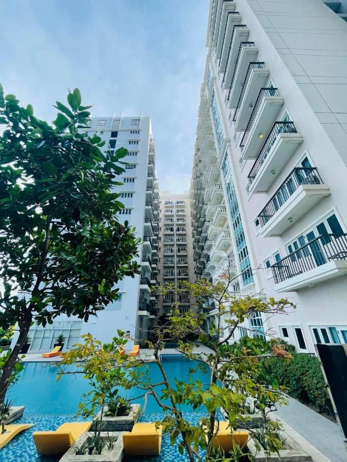 Jhezzstuffs Staycation Iloilo City Kültér fotó