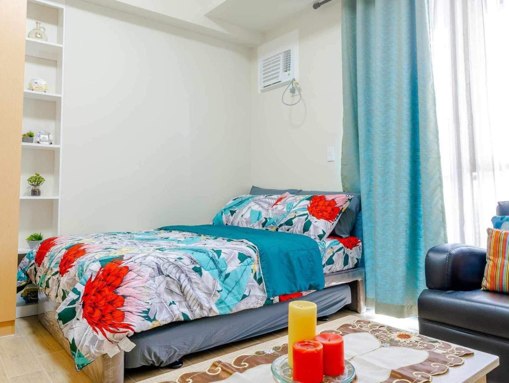 Jhezzstuffs Staycation Iloilo City Kültér fotó